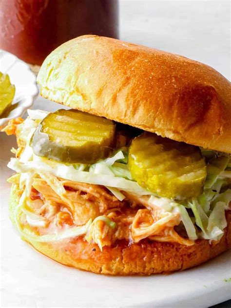 BBQ Chicken Sandwich (Stovetop Pulled Chicken) - Easy Chicken Recipes