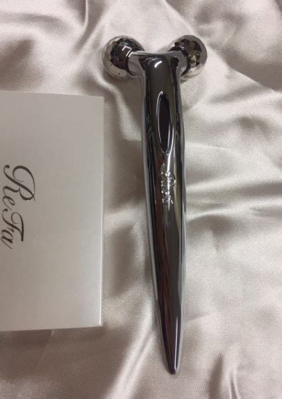 MTG ReFa S Carat massager lifting for problem areas. Model RF-SC1855B ...