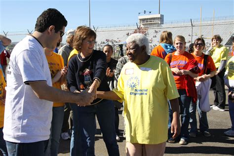 USASMDC/ARSTRAT employees support Special Olympics | Article | The ...