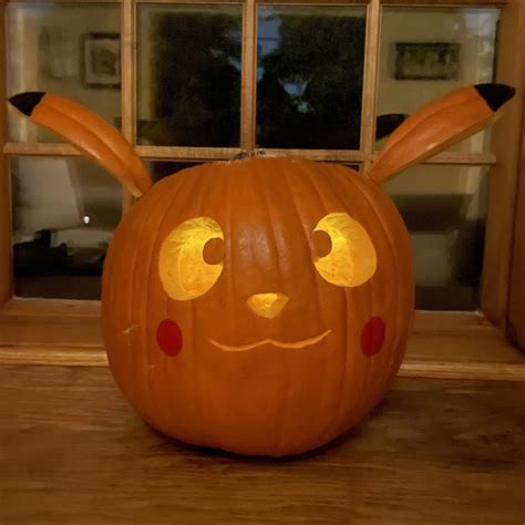 Carved a Pikachu pumpkin for a pumpkin carving contest : r/pokemon