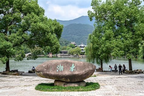 浙江临海的东湖，景色可媲美杭州西湖，被誉为“台州园林之首”|临海|园林|东湖_新浪新闻