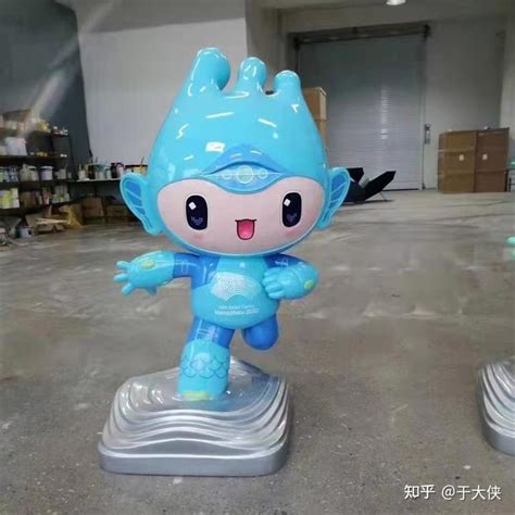 杭州雕塑工厂宇航员玻璃钢雕塑太空人雕塑-杭州金兔子文化创意有限公司