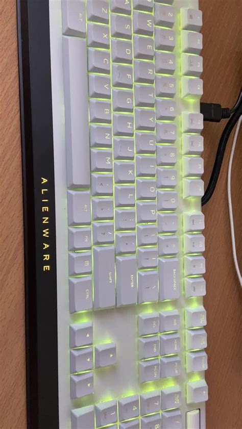 Alienware 510K Keyboard How to Set It Up 的图像结果