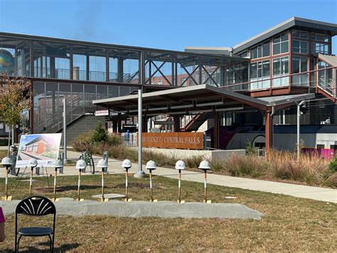 RI Public Transit Authority Pawtucket-Central Falls Transit Center ...