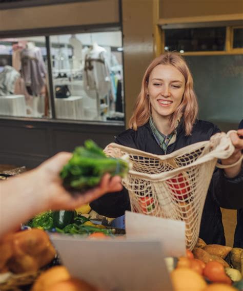 Support Local Produce 的图像结果