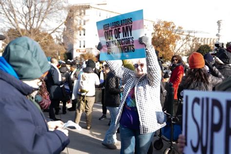 Detransitioner Chloe Cole, Matt Walsh speak at rally on the steps of ...