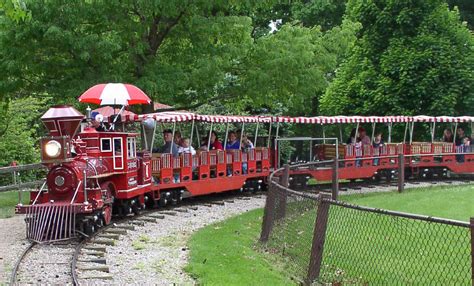 Scovill Zoo - Decatur Park District | Decatur, Zoo, Decatur illinois