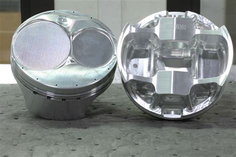 Wiseco Piston Install 的图像结果