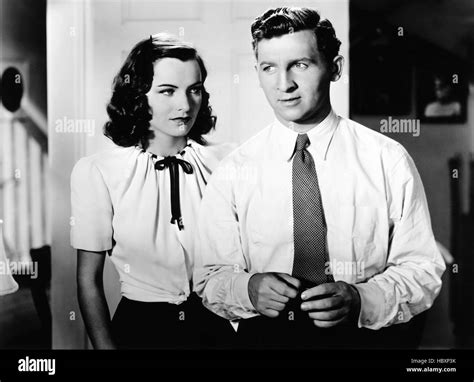 HAIL THE CONQUERING HERO, from left, Eddie Bracken, Ella Raines, 1944 ...
