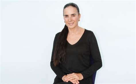 Isha Judd, maestra espiritual que habla de la paz interior