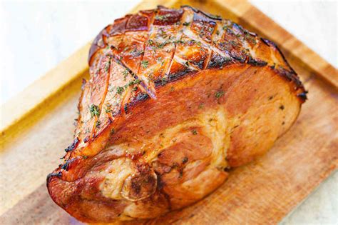 Glazed Baked Ham Recipe