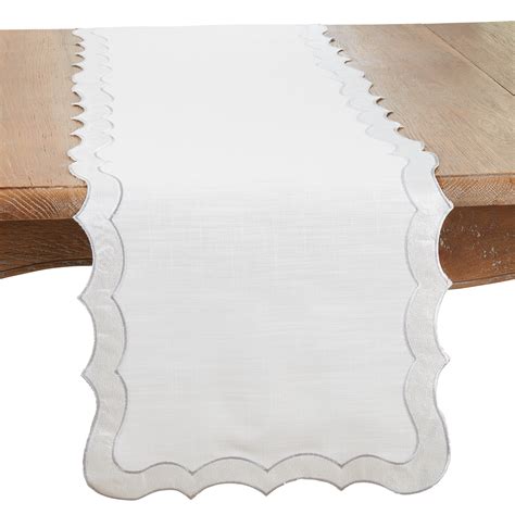 Saro Lifestyle Elegant Scallop Edge Table Runner - Walmart.com