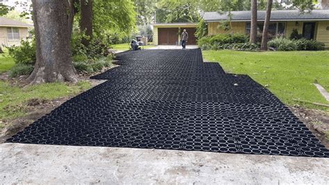 Permeable Driveway vs Traditional Pavers: Pros and Cons