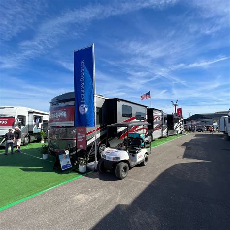 Tampa RV SuperShow | Life in The RV