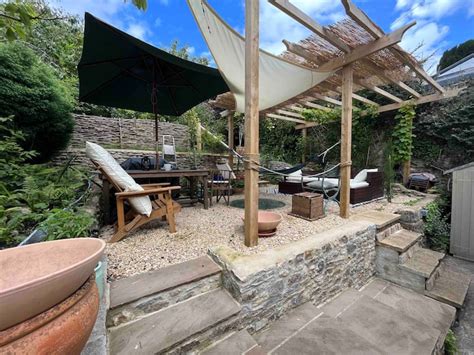 Bruton Holiday Apartments and Self Catering | cozycozy