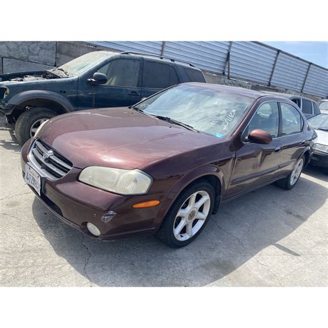 2000 Nissan Maxima