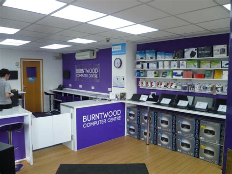 Computer Shop in Brecon 的图像结果