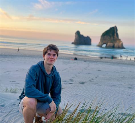 Tree Climber Death 的图像结果