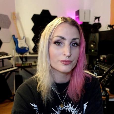 GEEKRIA 75% Keyboard Case, Hard Shell Travel Carrying Bag for 84 Key ...