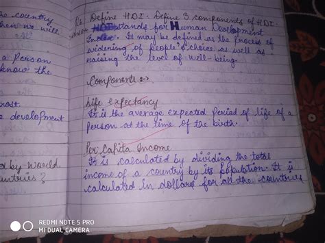 Define human development index and explain its components - Brainly.in