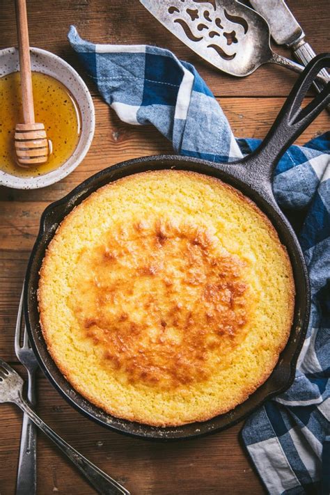Sour Cream Cornbread - The Seasoned Mom