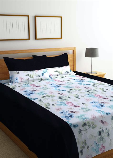 Get Black Contrast Floral Cotton Double Bed Cover With 2 Pillow Covers ...