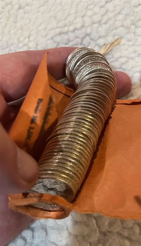 Standard number of rolls and dollar amounts for boxes of rolled coins ...