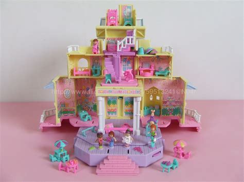 Pollyville Club House 1995 Open | Polly pocket, Playset, Vintage toys