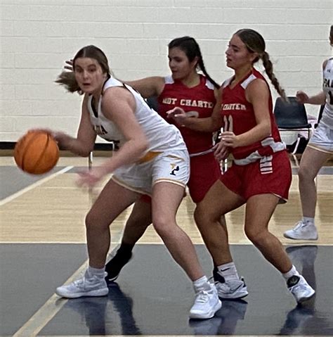 Padua basketball advances to play for Quaker Classic championship with ...