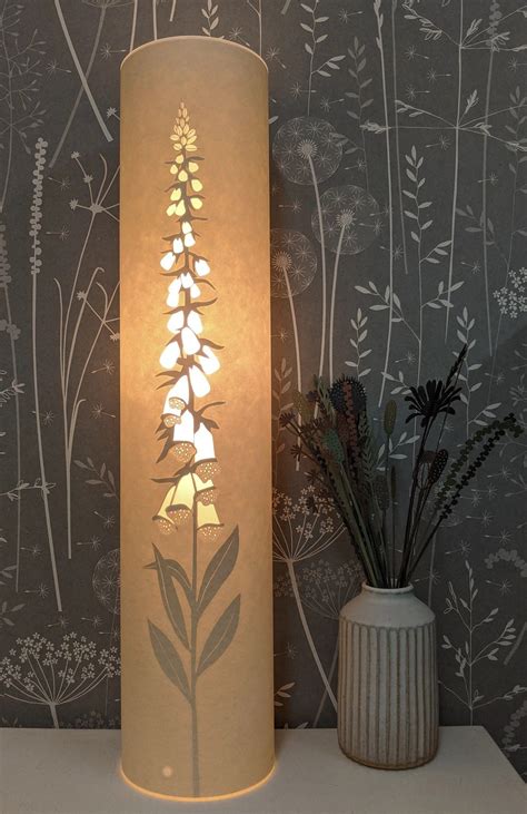 Elegant Laser Cut Table Lamp