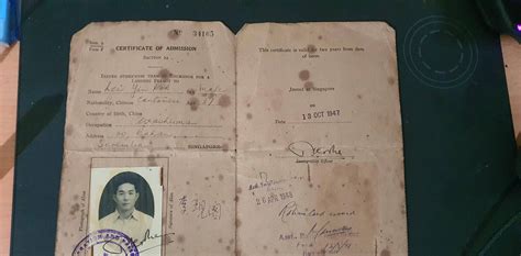 1947年中华民国驻越南西贡总领事馆签发的华侨临时登记证(中外混血华侨)-华侨华人民间文献-图片