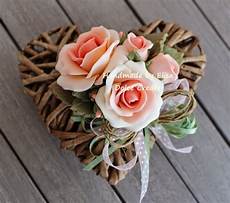come fare i fiori con la pasta di zucchero in pasta di mais cuori di legno pasta di mais e come fare i fiori con la pasta di zucchero in pasta di mais cuori di legno pasta di mais e
