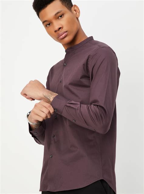 Buy Men Slim Fit Solid Formal Shirt Online at just Rs. 1049.0 ...