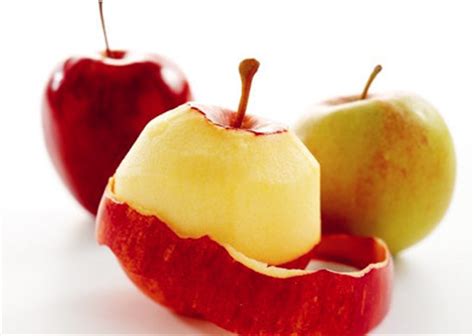 新鲜的苹果其果皮 库存图片. 图片 包括有 成份, 水多, 热带, 应用, 汁液, 鲜美, 新鲜, 申请人 - 2648703