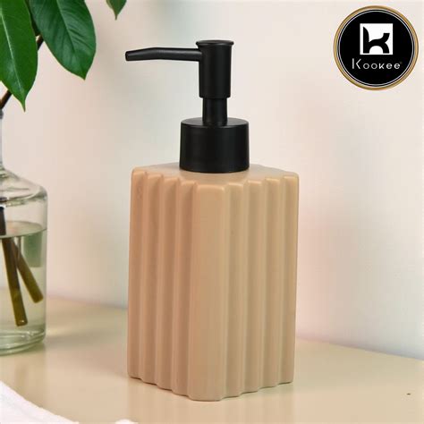 Buy Bathroom Accessories Online in India | Luxury & Modern Bathroom ...