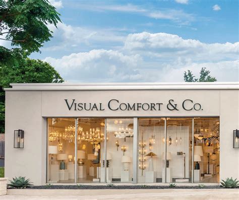 Visual Comfort & Co. Antoine Large Table Lamp