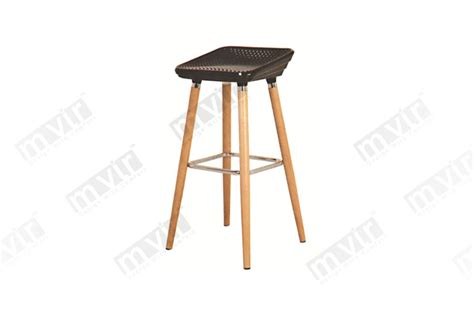 Bar Stools,Lounge Chairs,Cafe Chairs,Tables,School Benches Gujarat ...
