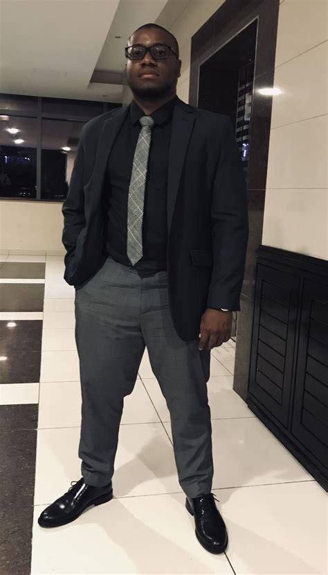 Grey pants black shirt black blazer online