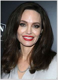 Square Hairstyles by 101 Best Hairstyles For Square Faces That You Can Try Today Square Hairstyles