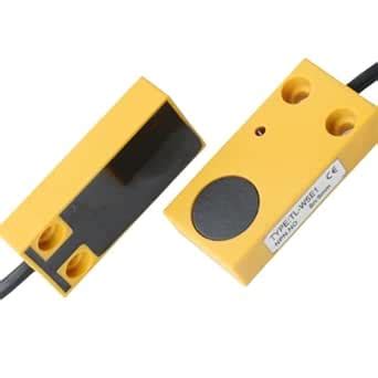 Square Proximity Sensor TL-W5E1 TL-W5F1 TL-W5D1 Distance Range: 5mm DC ...