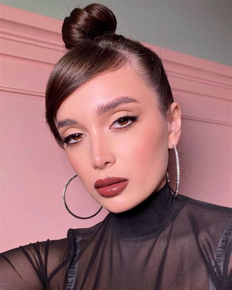 How to Wear Brown Lipstick - Degrees Of Vanity