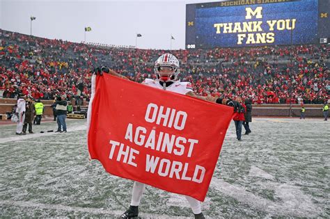 Twiggy the waterskiing squirrel, Ohio State moments, Trump protests ...