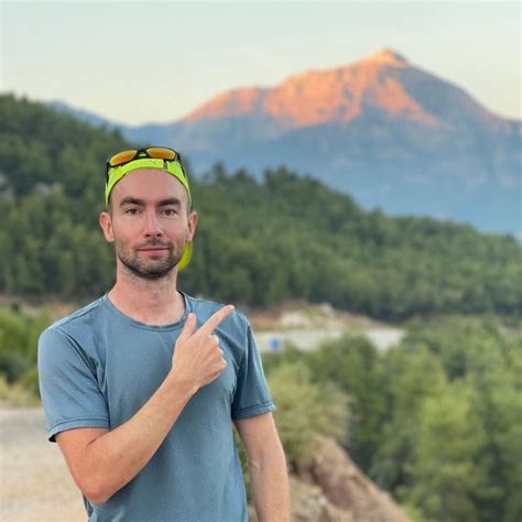 Pixeljets. Stories about building and growing SaaS products.