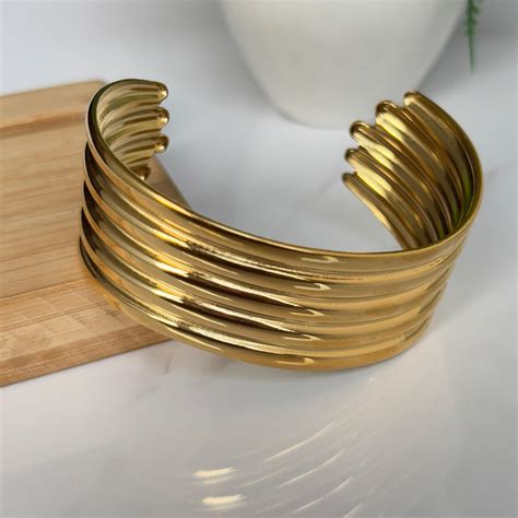 Anvi Big Broad Cuff | Anti-Tarnish 18K Bracelets | LAVENDER OFFICIAL ...