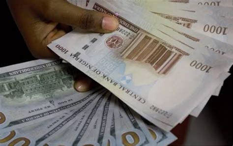 NAFEM Exchange rate falls to record low of N1348/$1 - Nairametrics