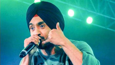 Mohali: Property dealer loses ₹4L to fake Diljit concert tickets, two ...