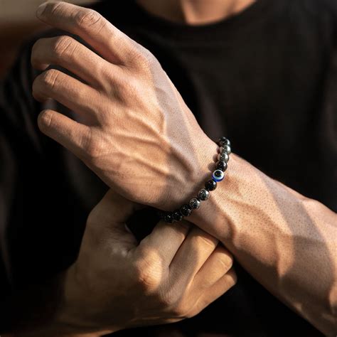 Buy Bracelets Online for Men & Women at Best Price | Mesmerize India