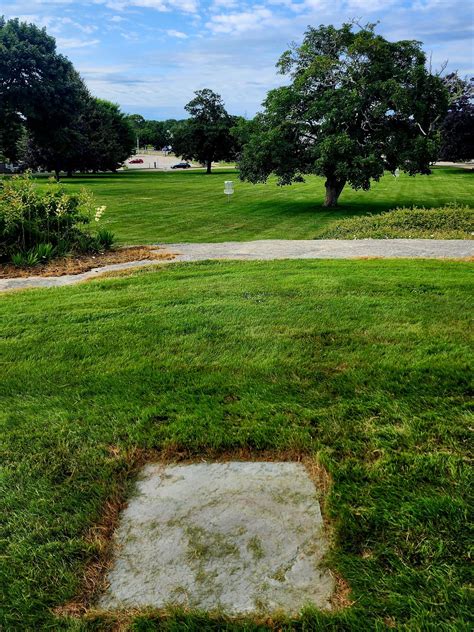 UConn at Avery Point Disc Golf Course | Course Photos