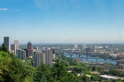 Welcome to Far West Recycling | Far West Recycling