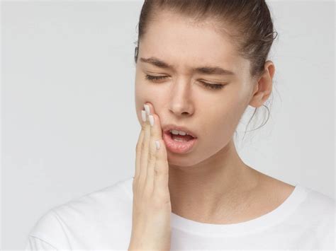 What To Do For Your Loose Tooth | Splendora Dentist TX